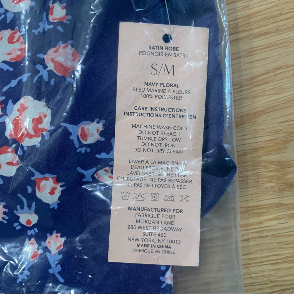 🍄 NWT Morgan Lane Allie Robe in Navy Floral - Picture 7 of 9